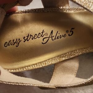 Easy Street Glittering Gold Heels